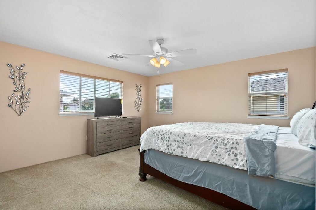 Photo of Bedroom in Ewa Villages