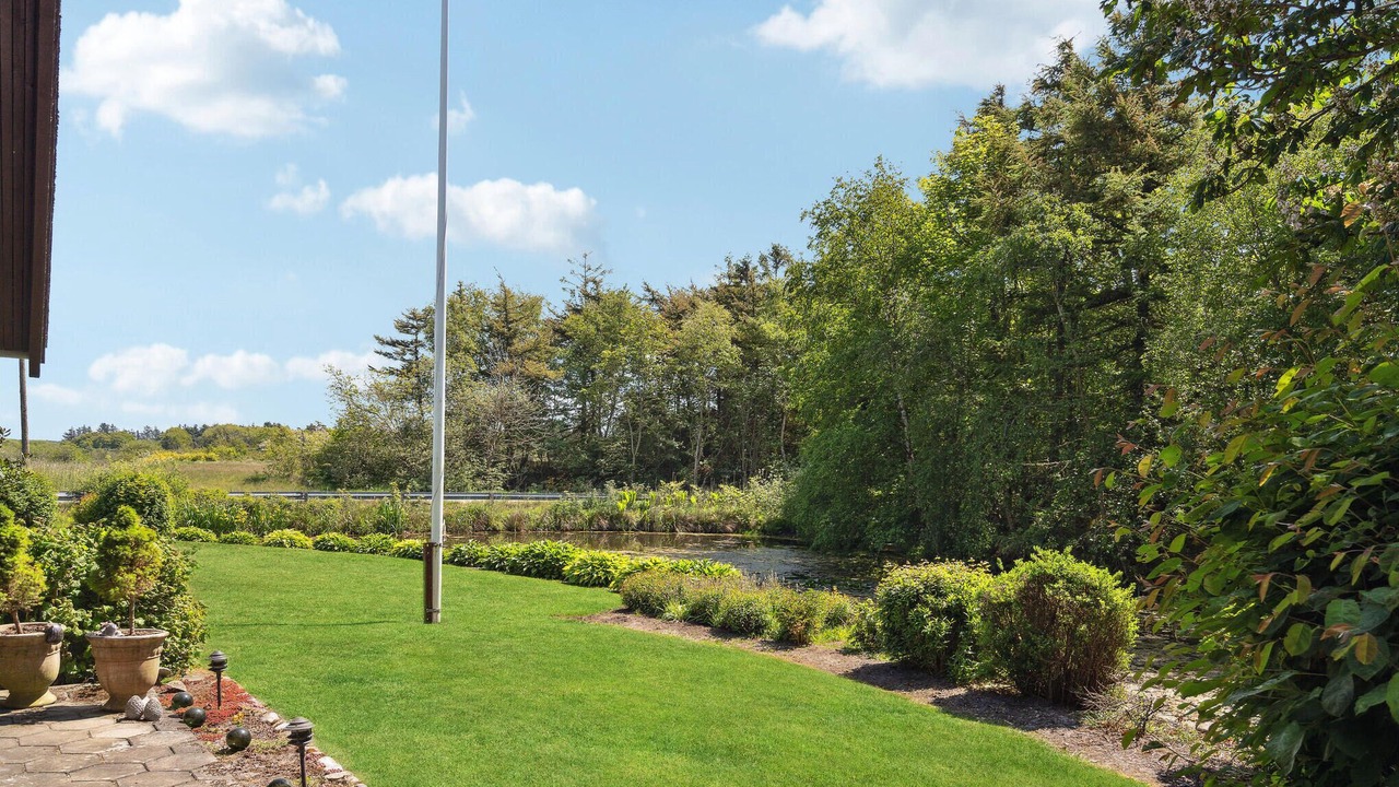 Photo of Others in Bækmarksbro