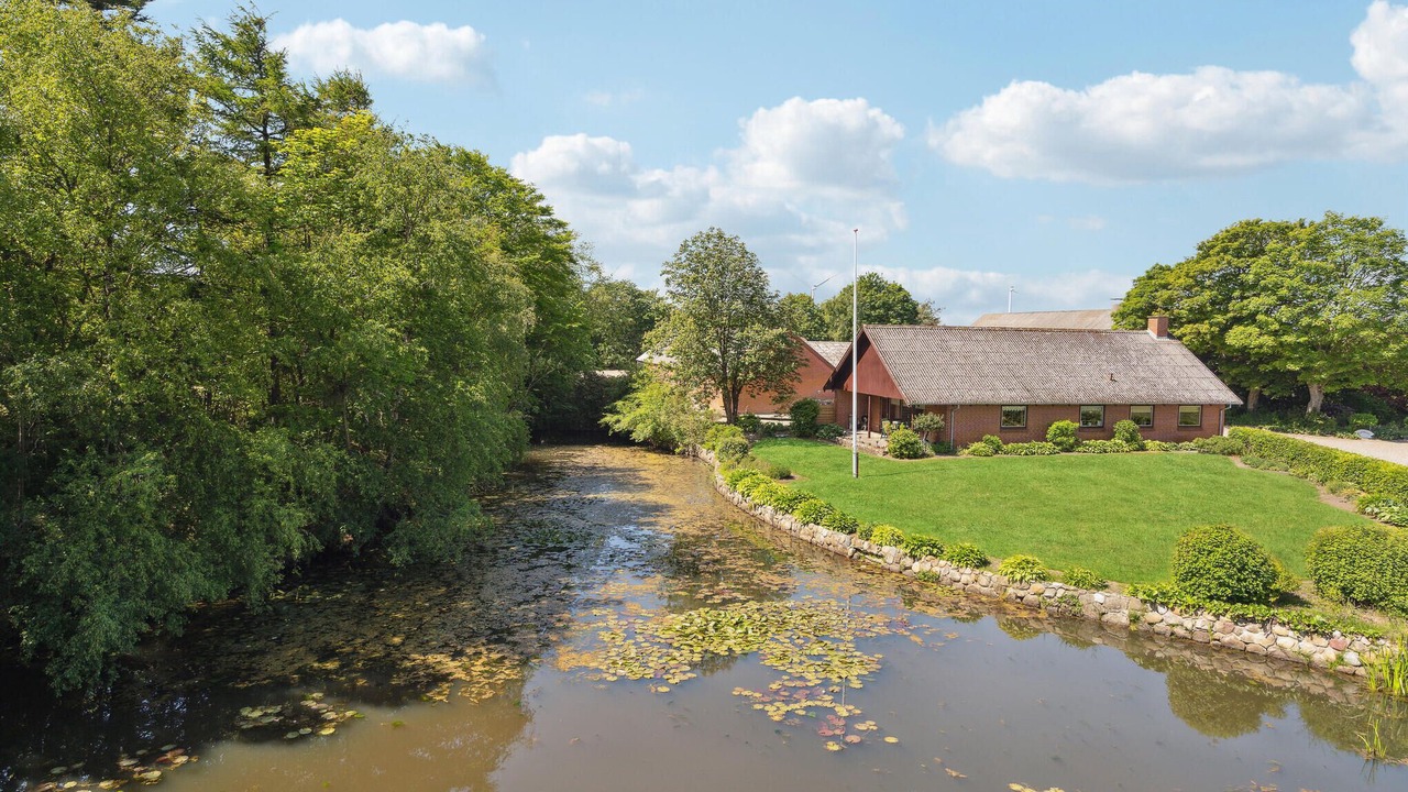 Photo of Others in Bækmarksbro