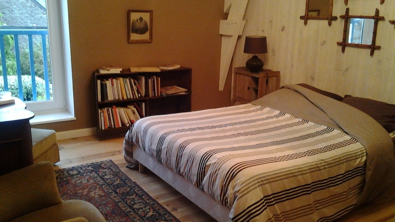 Photo of Bedroom in Saint-Meloir-des-Ondes