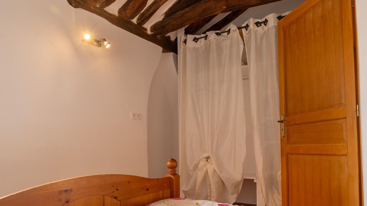 Photo of Bedroom in Saint-Etienne-Vallee-Francaise