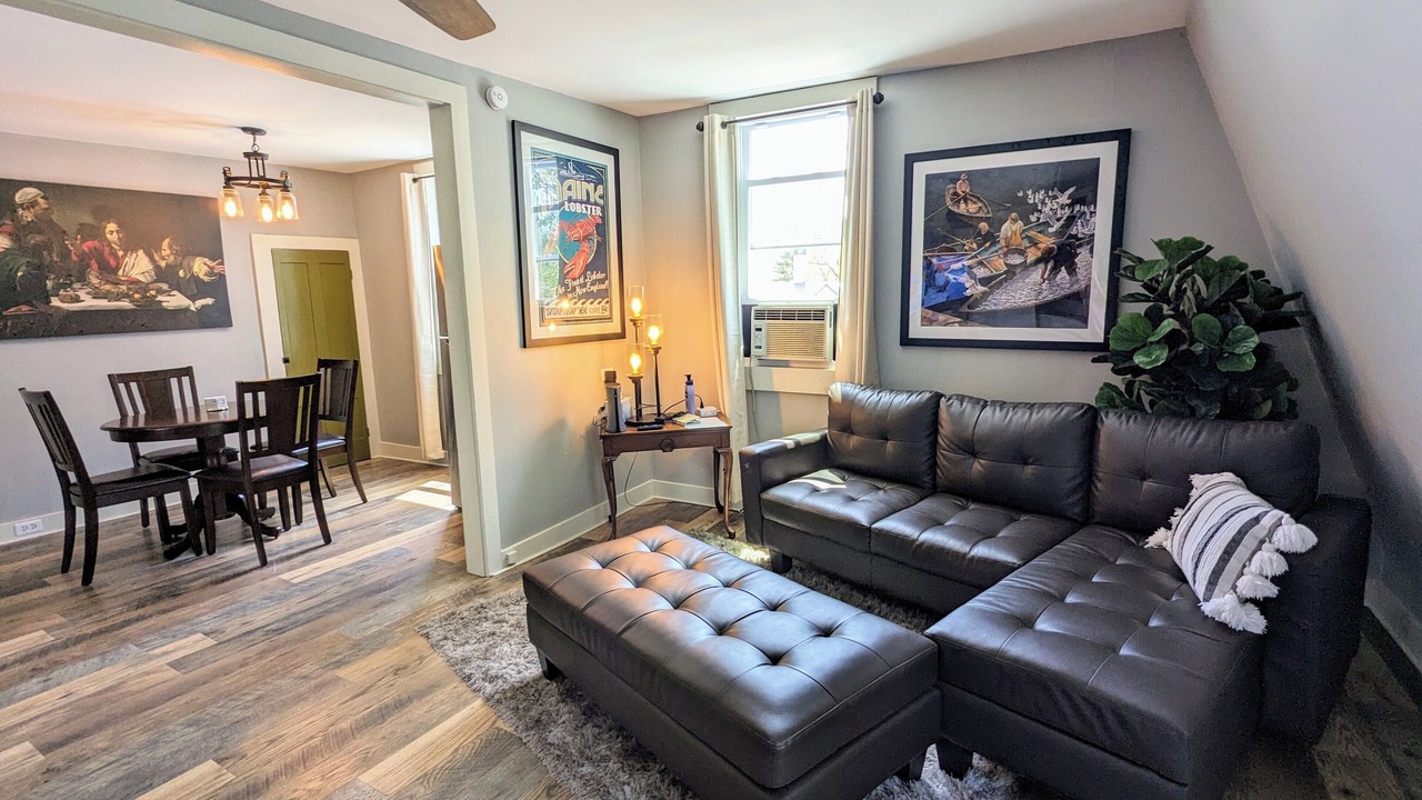 Photo of Livingroom in Brooksville