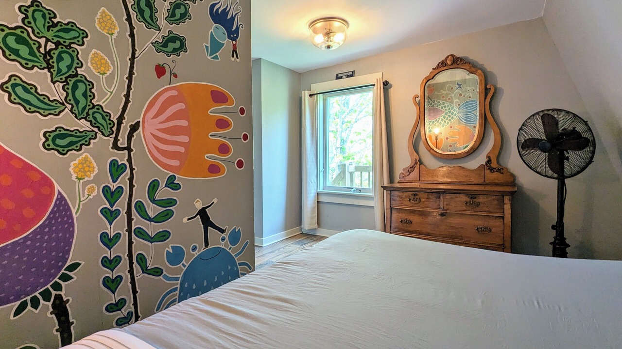 Photo of Bedroom in Brooksville