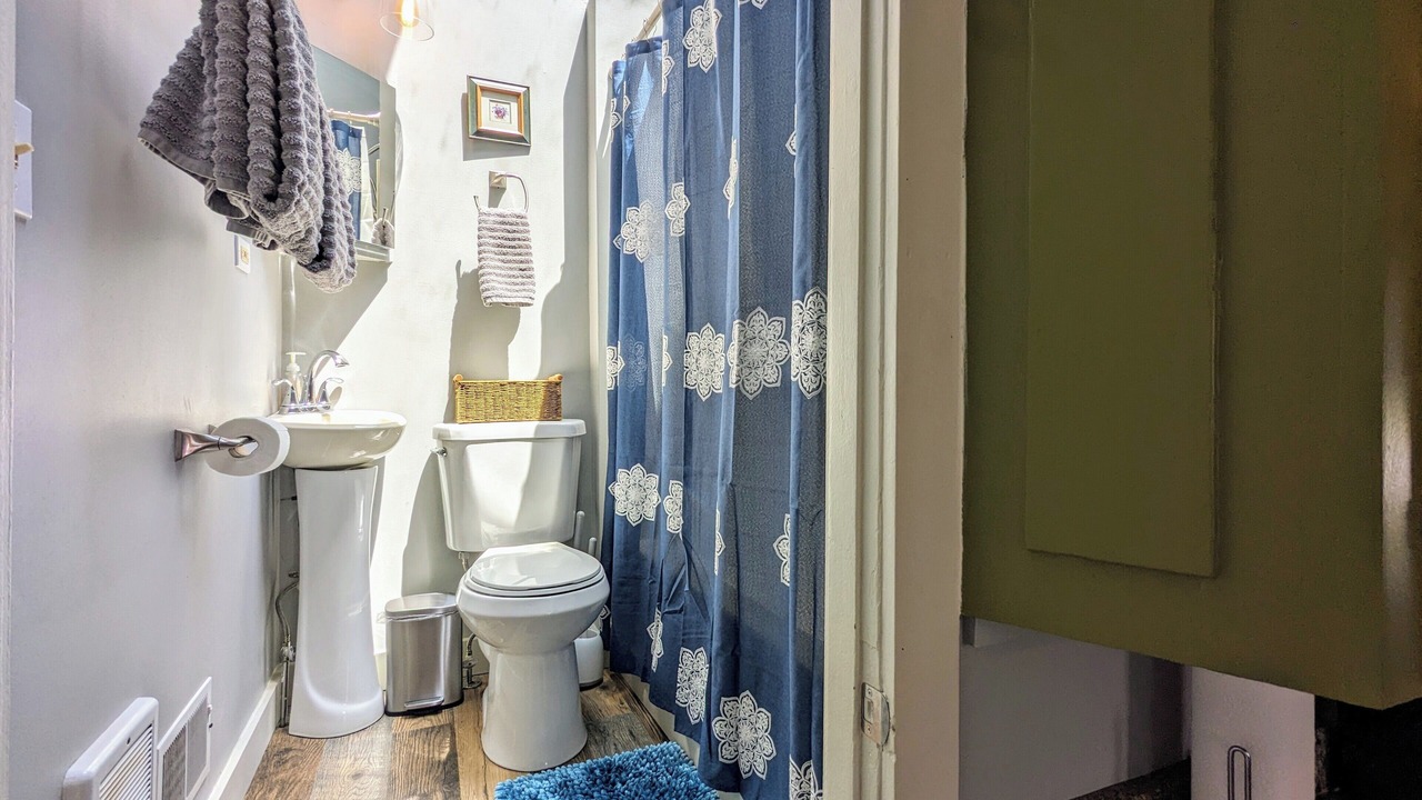 Photo of Bathroom in Brooksville