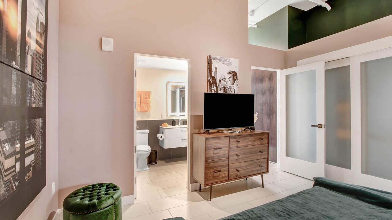 Photo of Bedroom in Downtown Los Angeles
