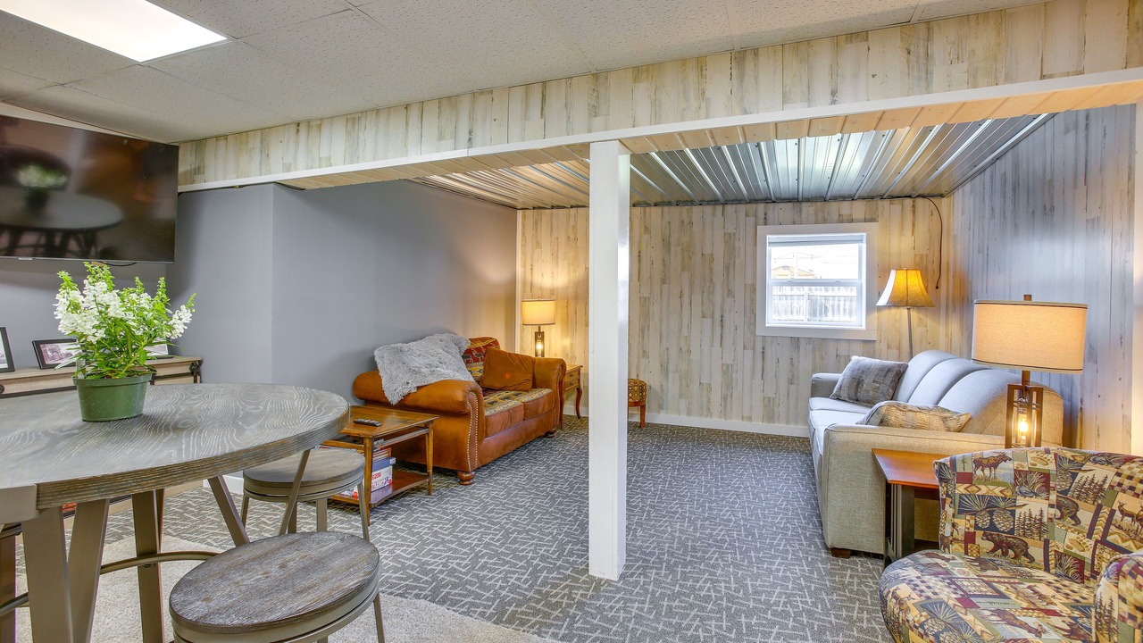 Photo of Bedroom in Lake Ann