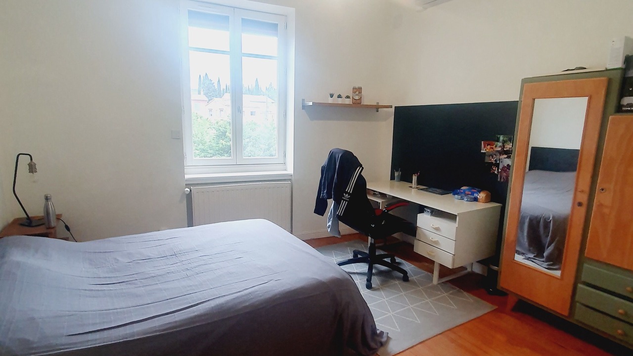 Photo of Bedroom in Douzens