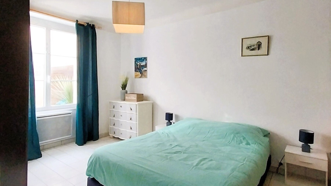 Photo of Bedroom in Lancieux