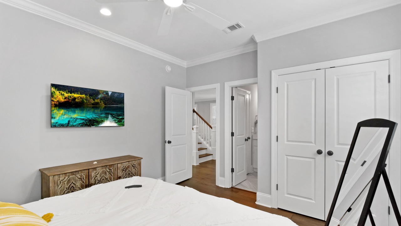 Photo of Others in Saint Simons Heights