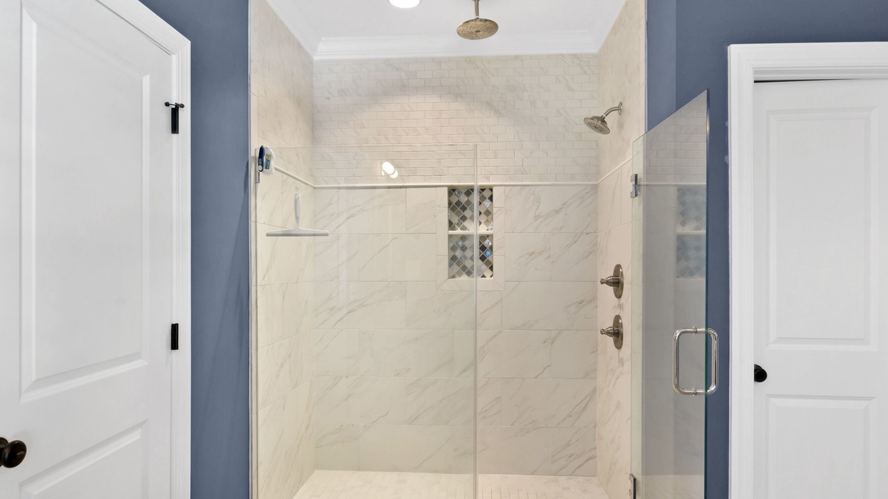 Photo of Others in Saint Simons Heights