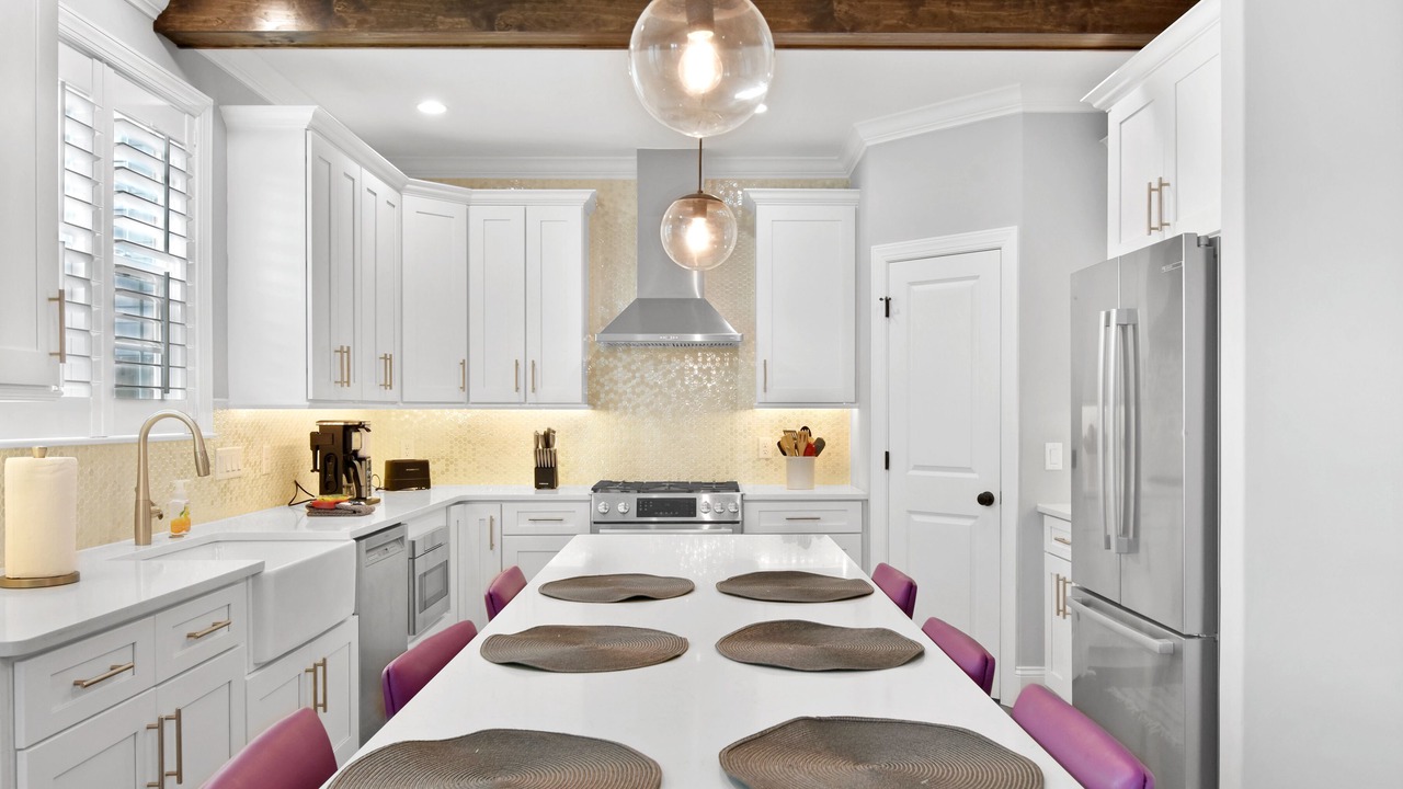 Photo of Others in Saint Simons Heights