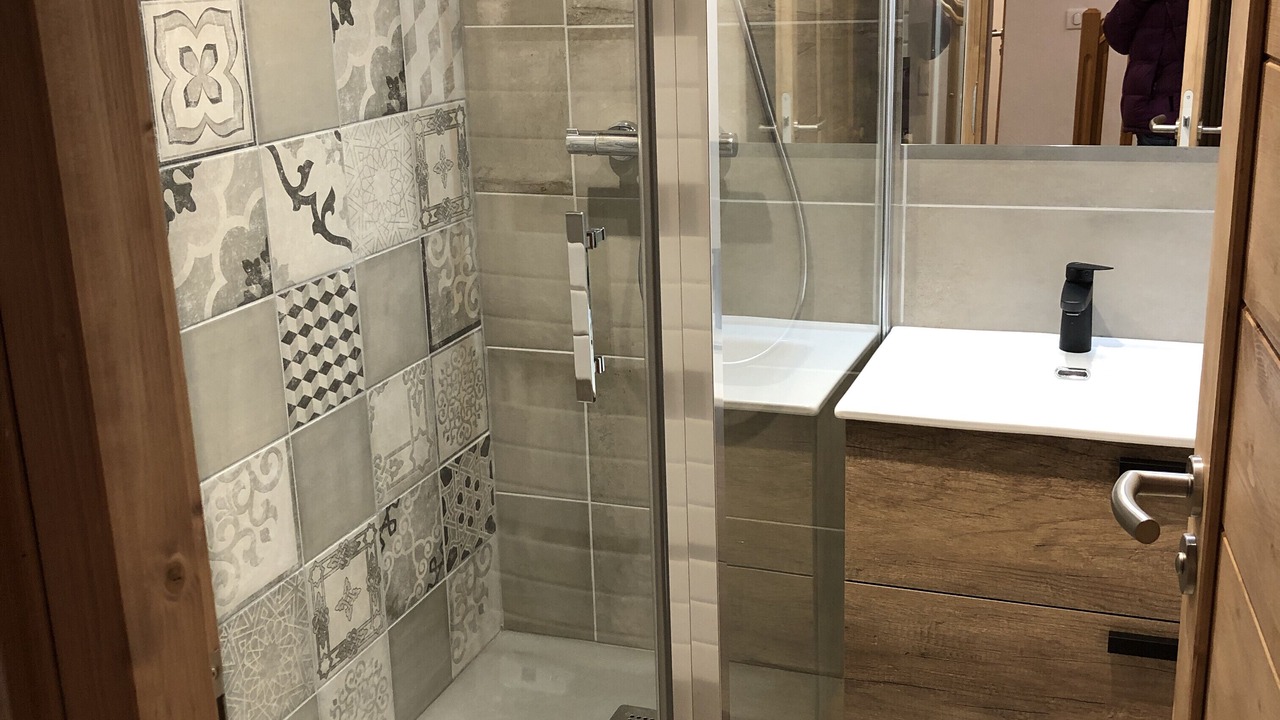 Photo of Bathroom in Montalbert