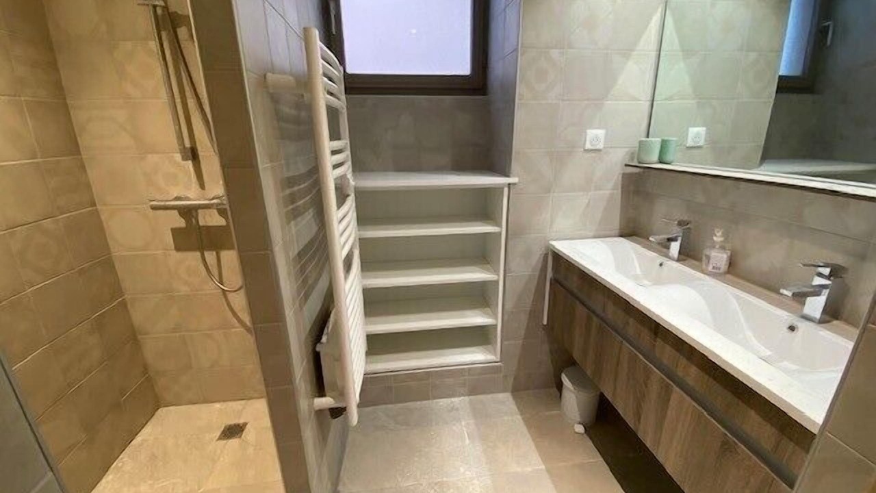 Photo of Bathroom in Montalbert