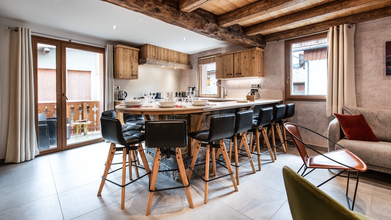 Photo of Others in Longefoy