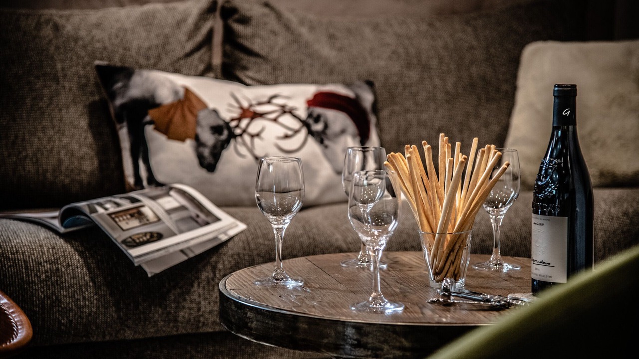 Photo of Others in Longefoy