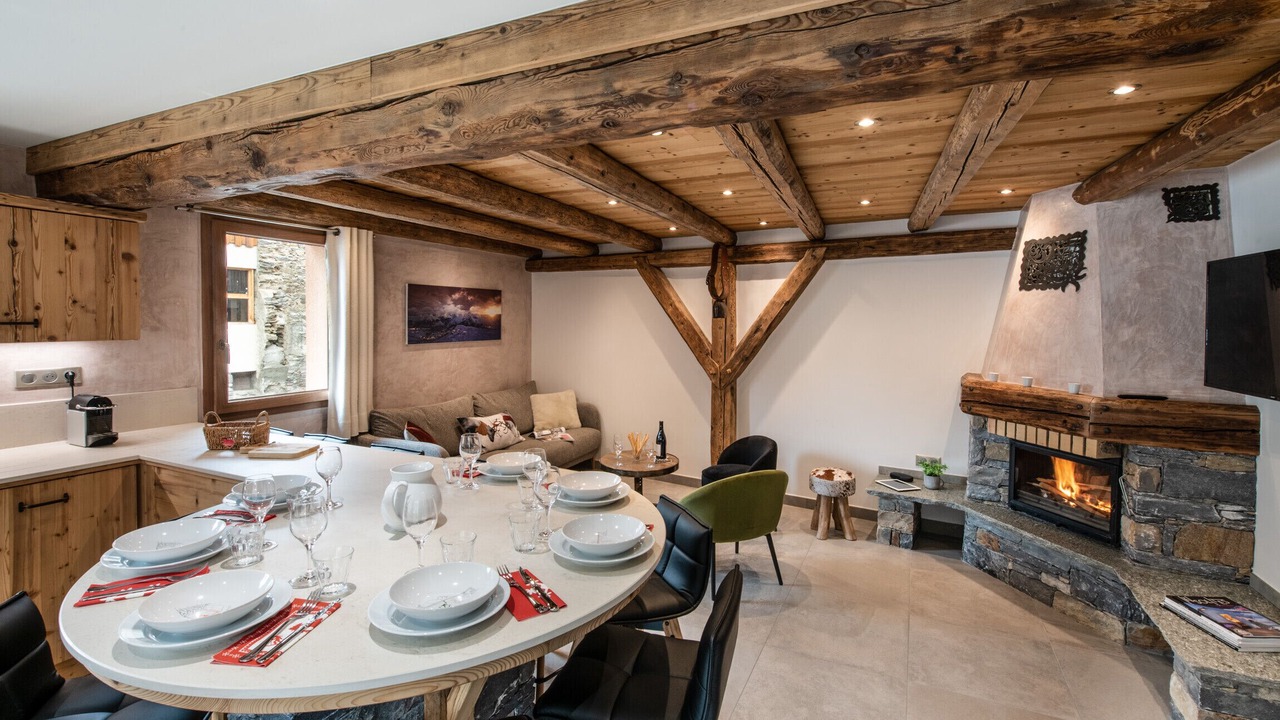 Photo of Others in Longefoy