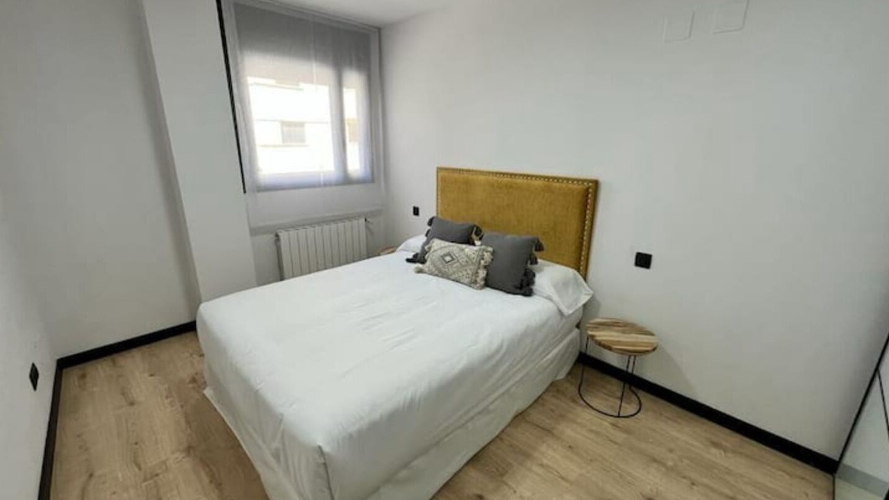 Photo of Bedroom in Los Olivos