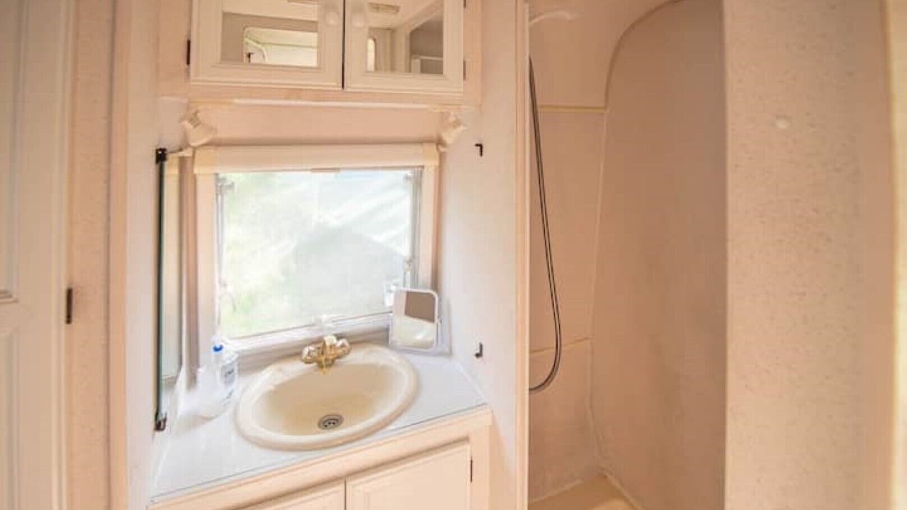 Photo of Bathroom in Mary Tavy