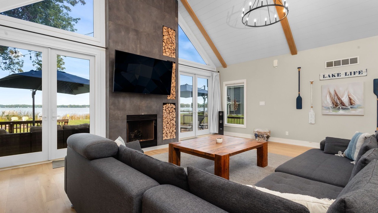 Photo of Livingroom in Bass Lake