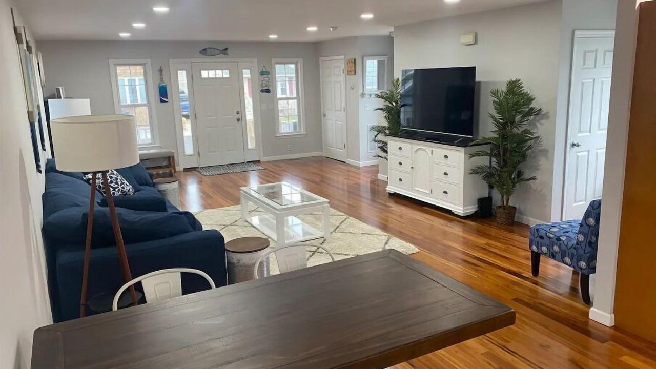 Photo of Livingroom in Milford