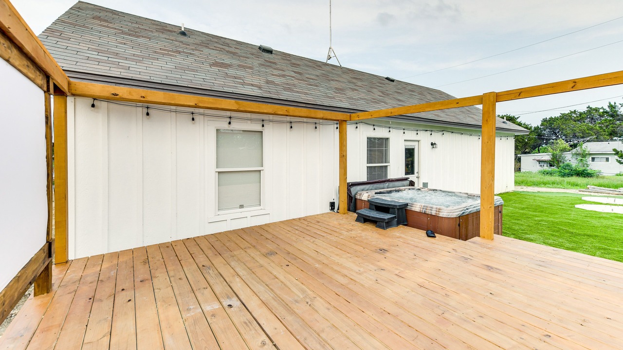 Photo of Patio Balcony in Whitney
