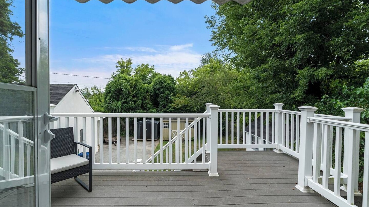 Photo of Patio Balcony in Wayne
