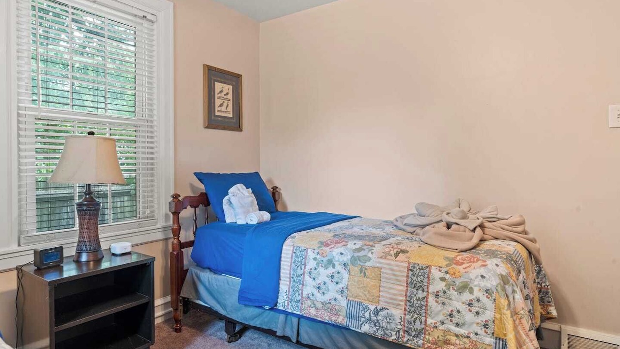 Photo of Bedroom in Wayne