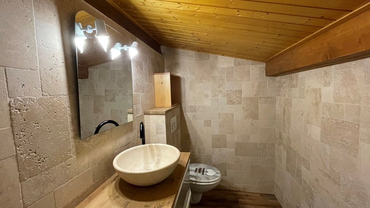 Photo of Bathroom in Cohennoz