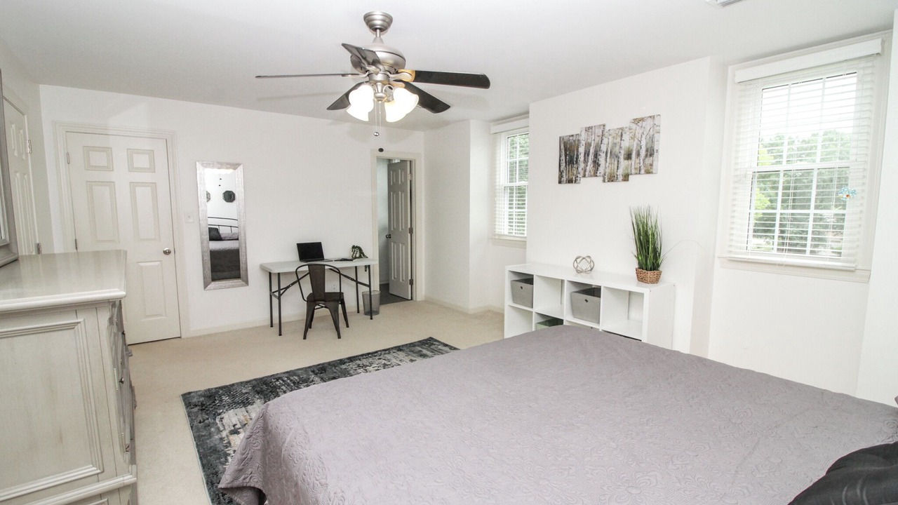 Photo of Bedroom in Jamestown