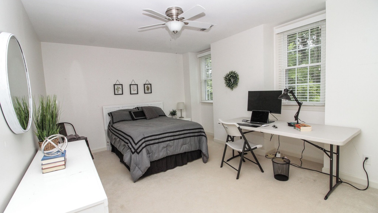 Photo of Bedroom in Jamestown
