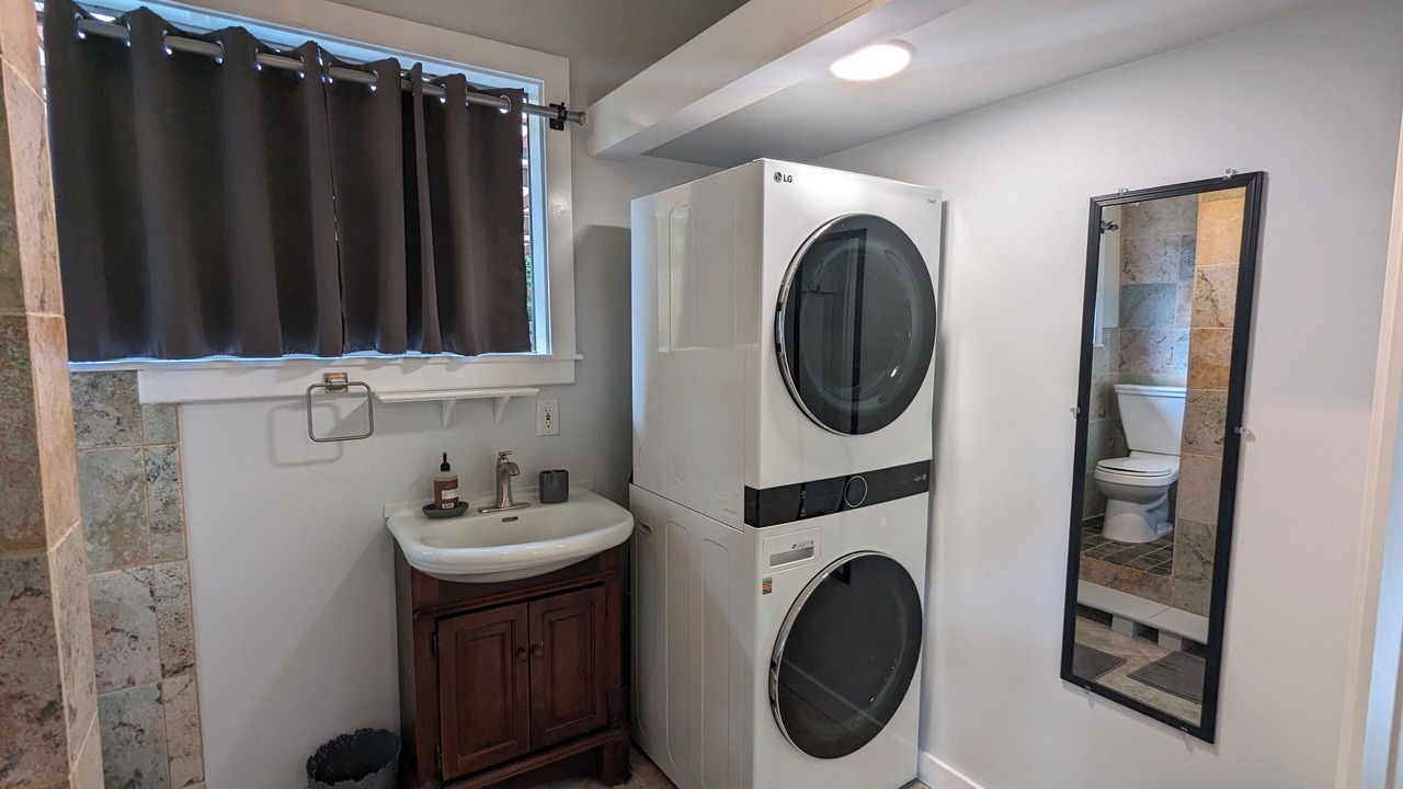 Photo of Bathroom in Captain Cook