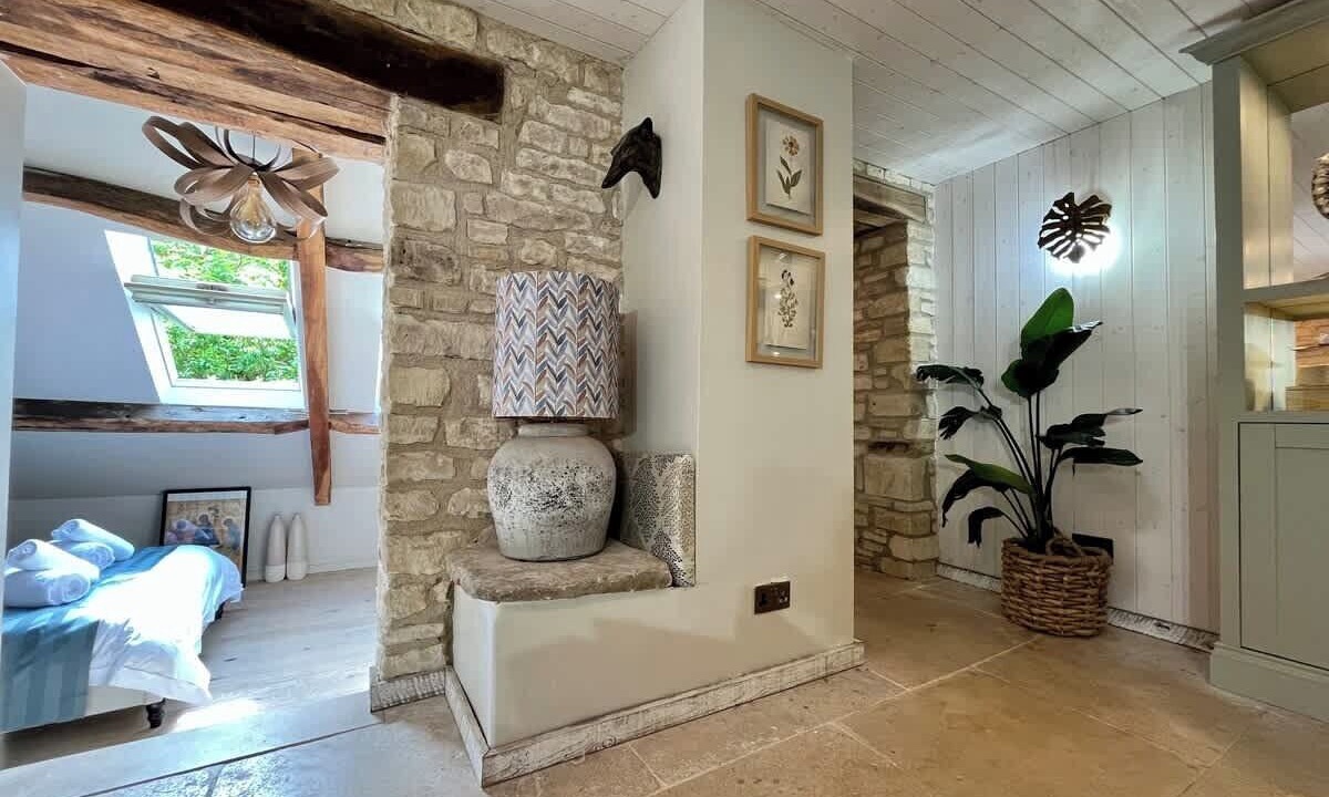 Photo of Bedroom in Brimpsfield