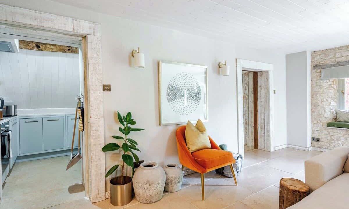 Photo of Livingroom in Brimpsfield