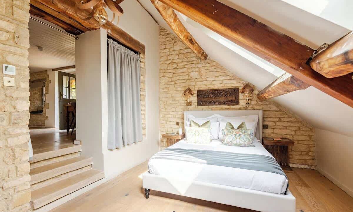 Photo of Bedroom in Brimpsfield