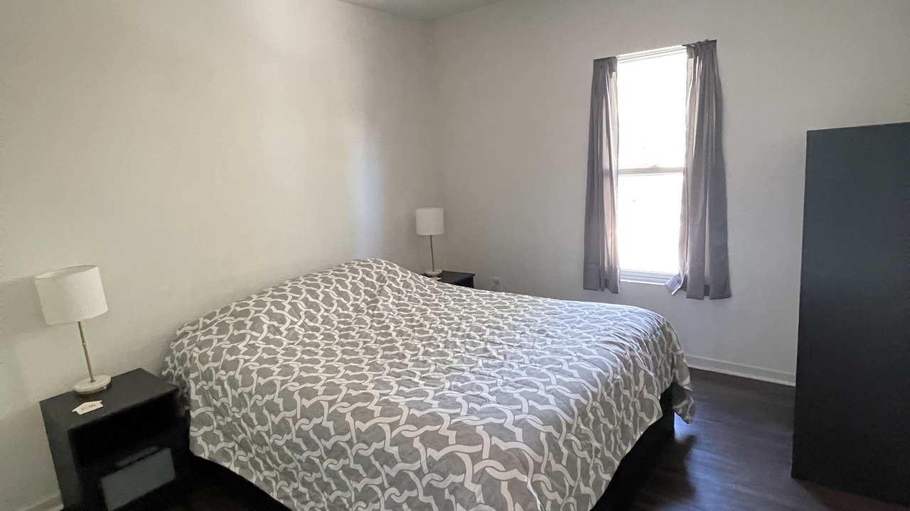 Photo of Bedroom in Old Town