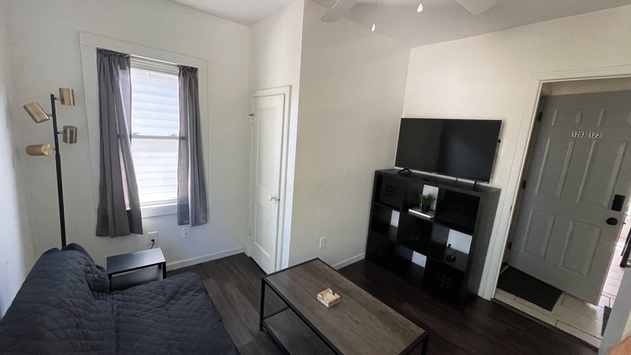 Photo of Livingroom in Old Town