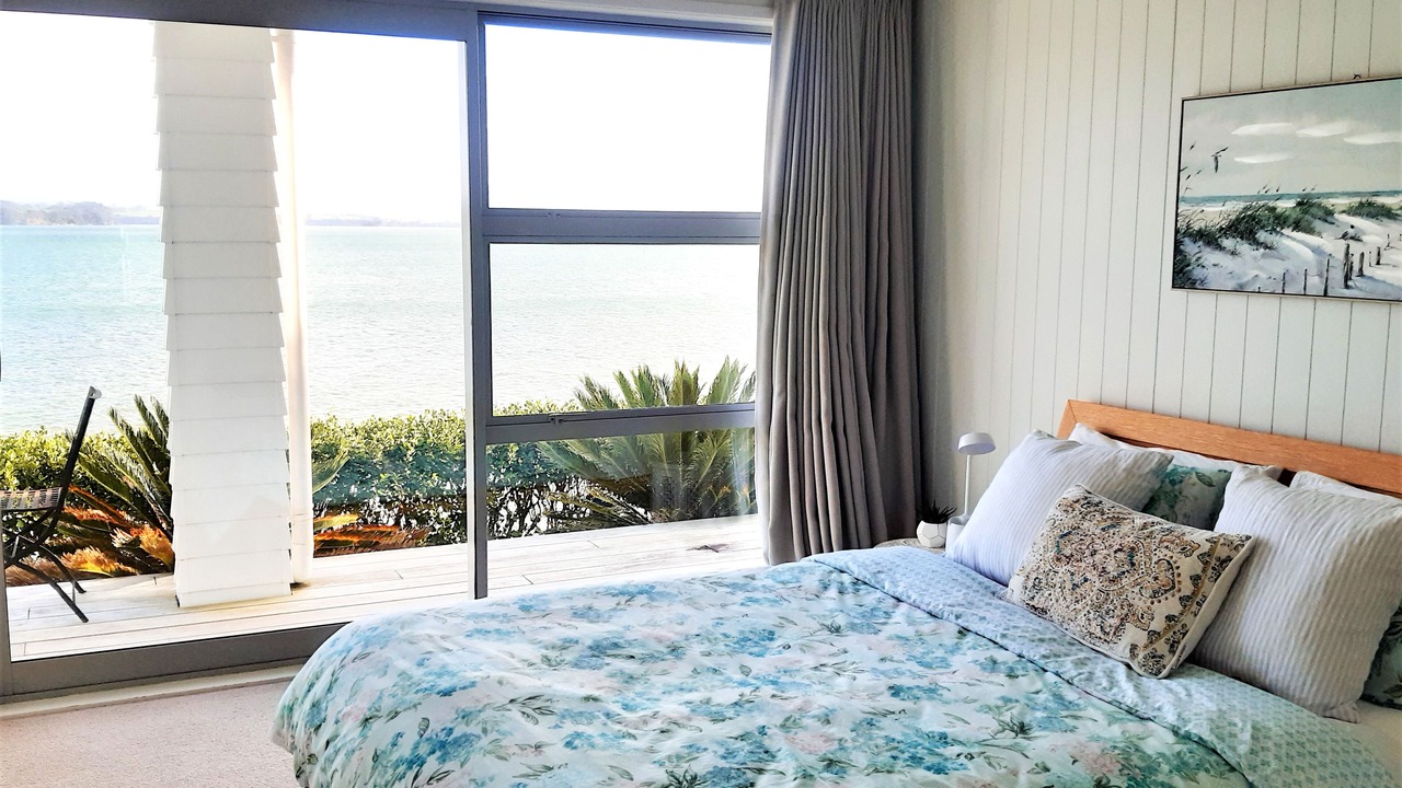 Photo of Bedroom in Clarks Beach