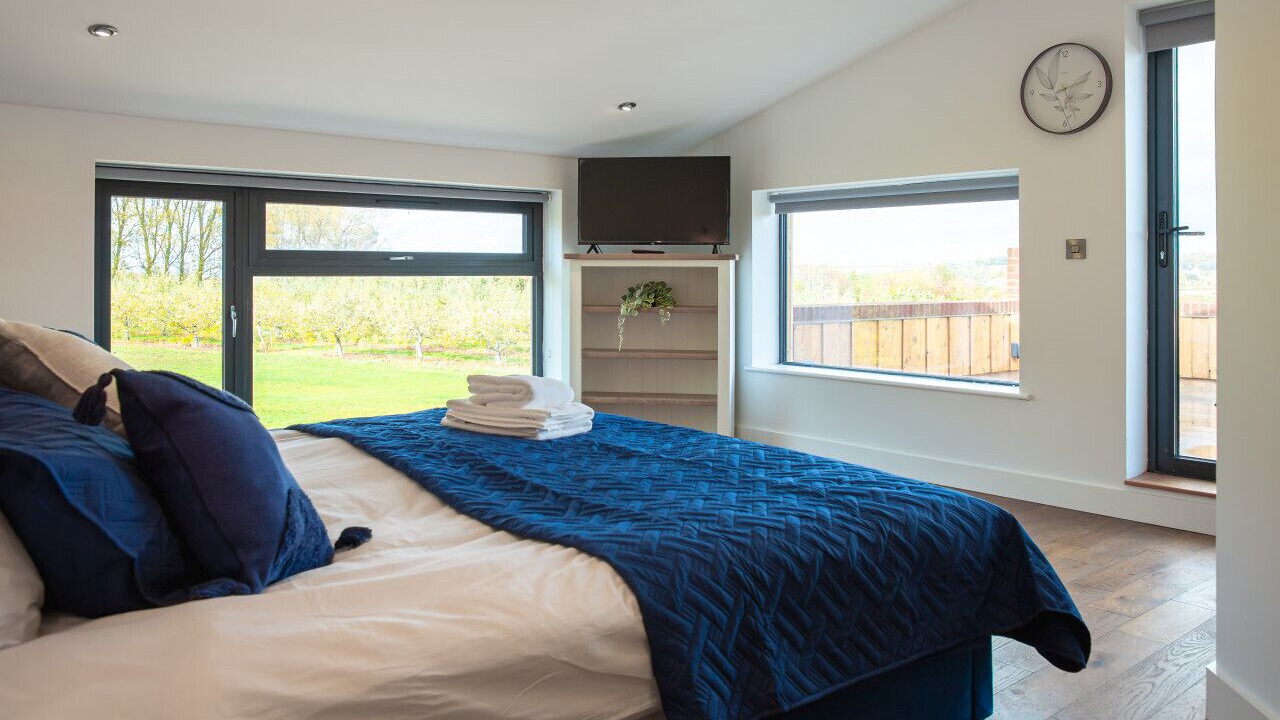 Photo of Bedroom in Cropthorne