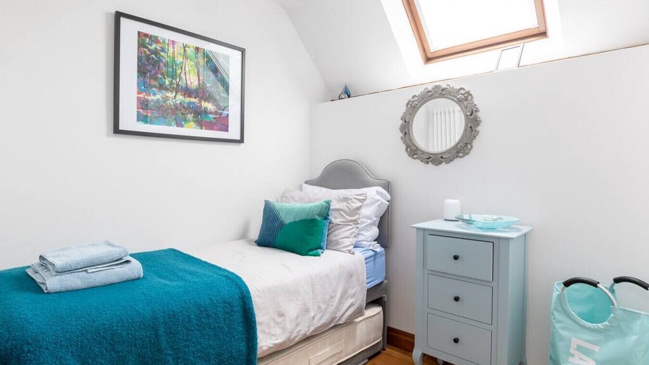 Photo of Bedroom in Cow Honeybourne