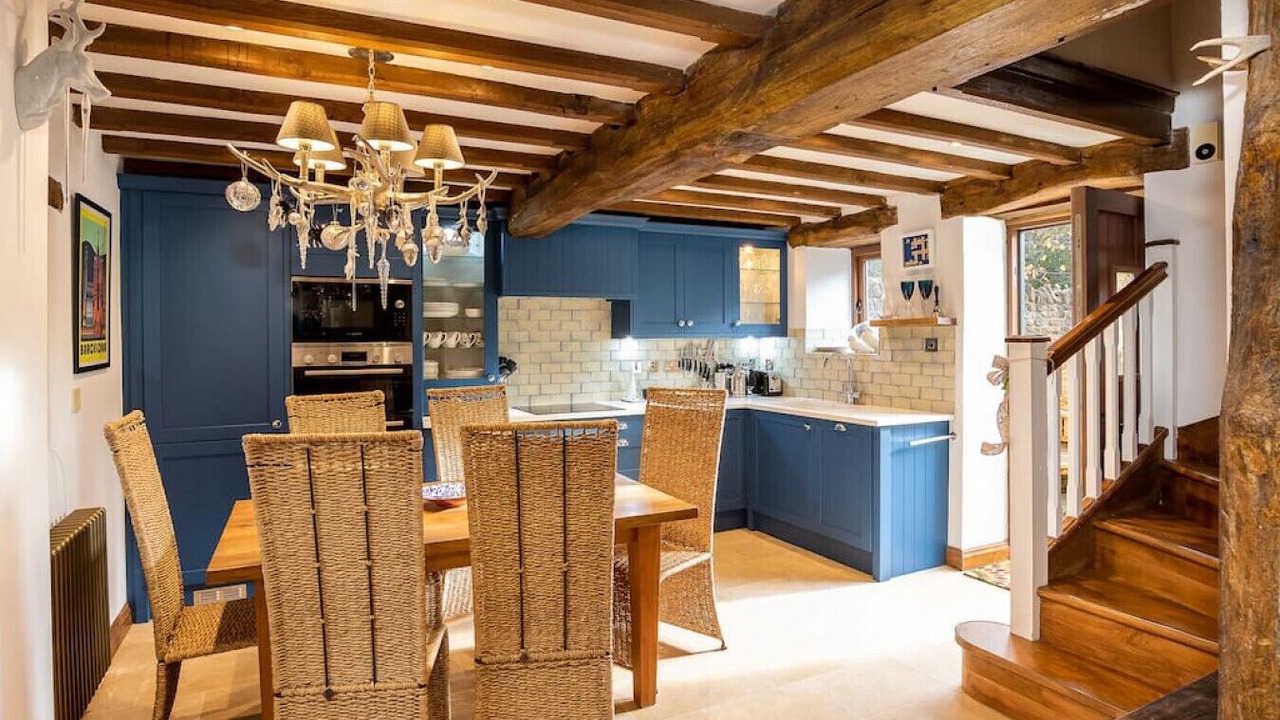 Photo of Others in Cow Honeybourne