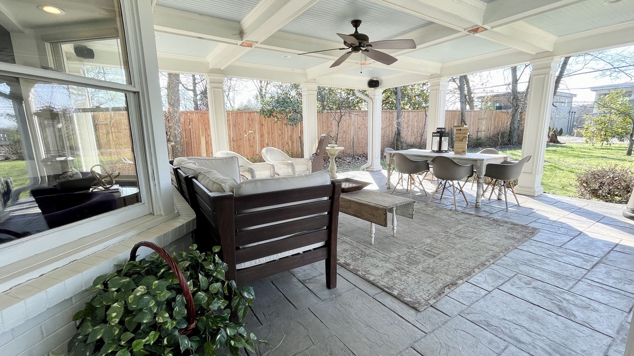 Photo of Outdoor in Green Hills