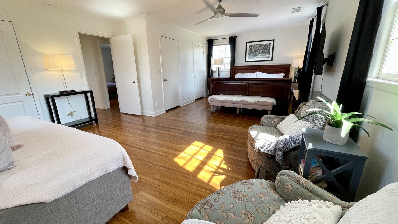Photo of Bedroom in Green Hills