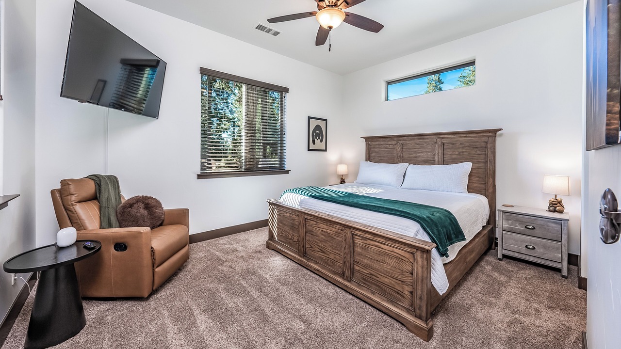 Photo of Bedroom in Shaver Lake