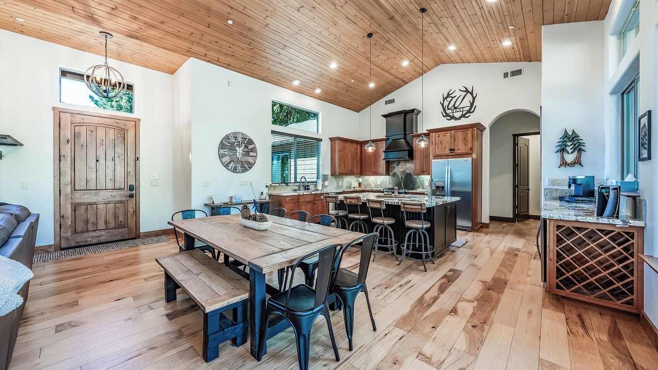 Photo of Others in Shaver Lake