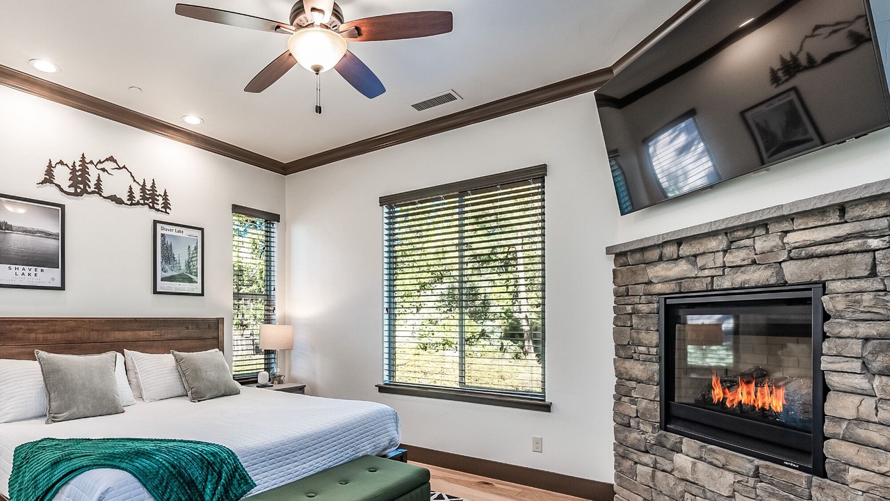 Photo of Bedroom in Shaver Lake
