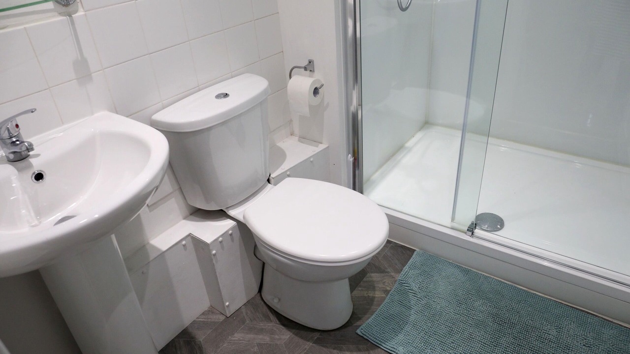 Photo of Bathroom in New Mills