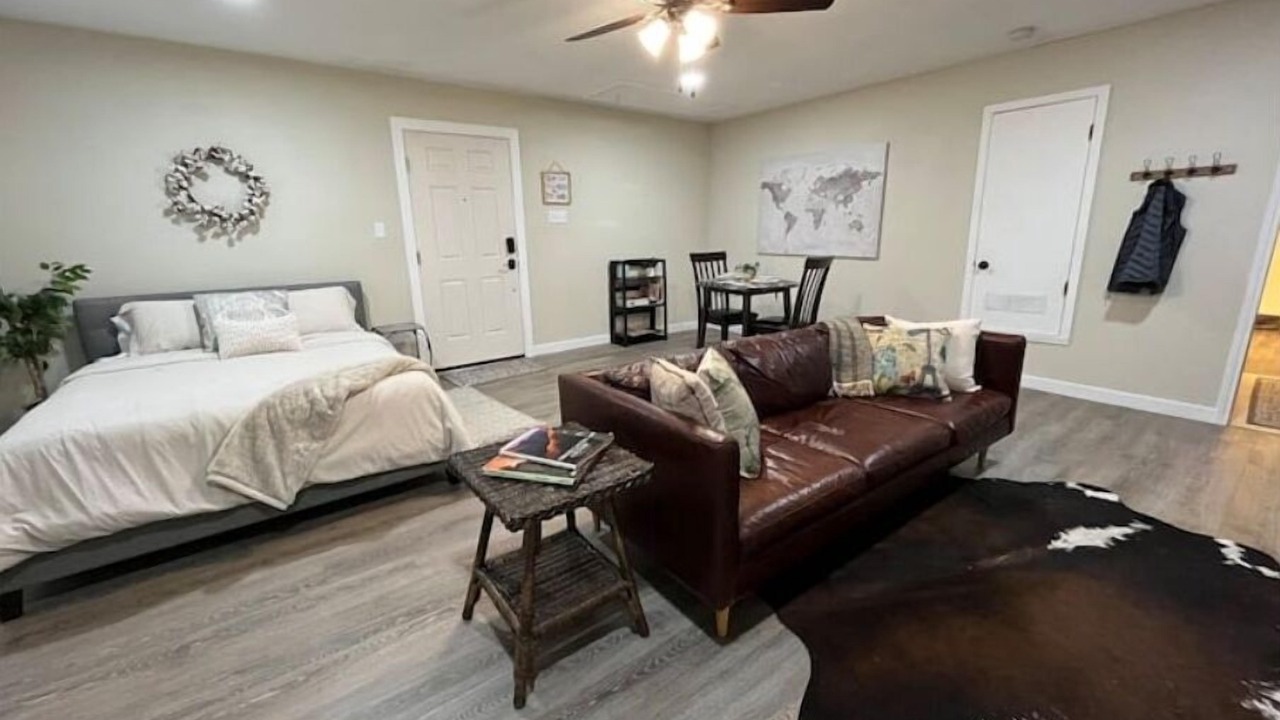 Photo of Livingroom in Taylor
