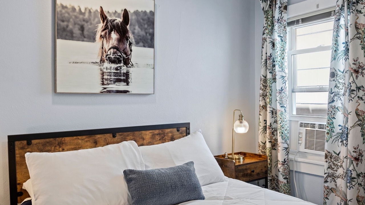 Photo of Bedroom in Ithaca