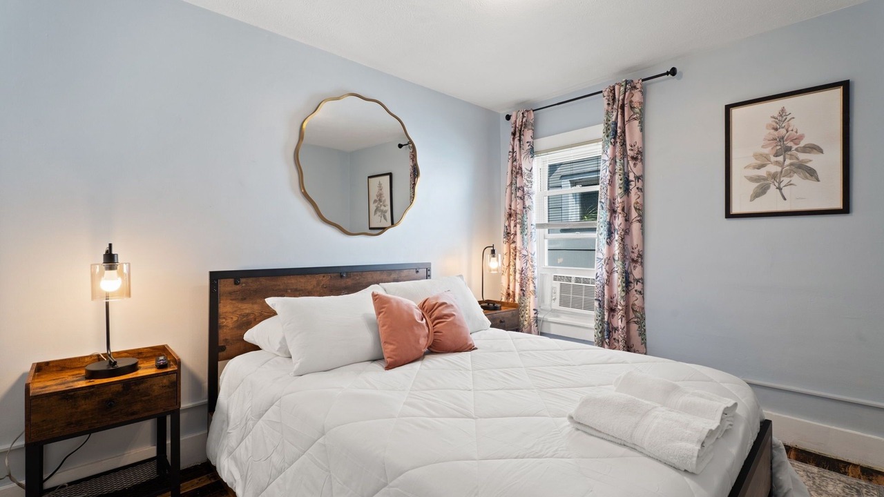 Photo of Bedroom in Ithaca
