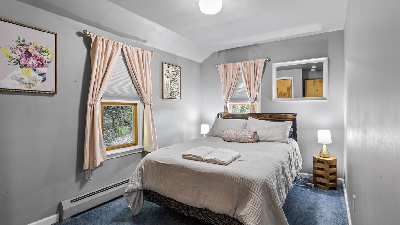 Photo of Bedroom in Ithaca